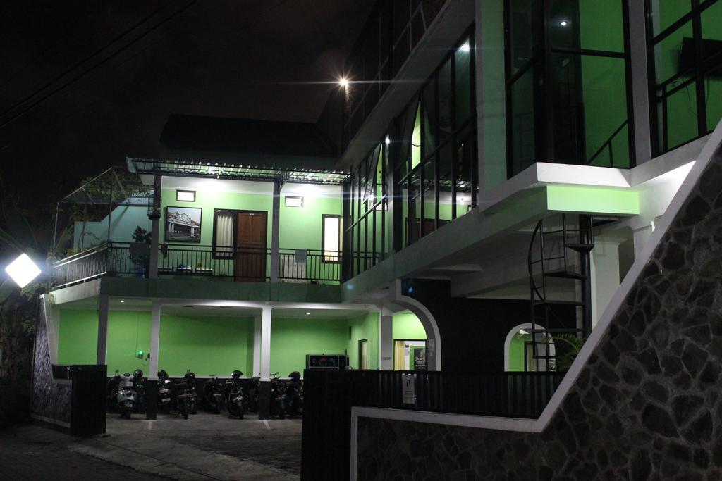 فندق يوغياكارتافي  The Greenhouse المظهر الخارجي الصورة